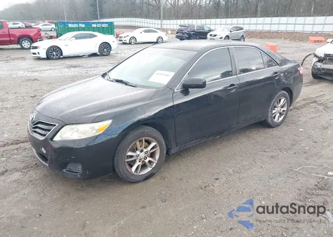 2010 Toyota Camry z USA, uszkodzony, nr VIN 4T1BF3EK2AU516076